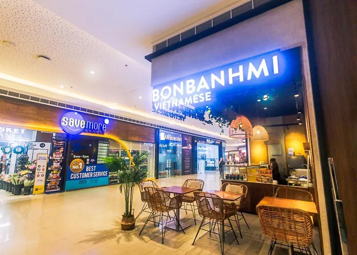 Chic Romantic Getaway Makati One Br Two Br Swim Gym 300 Mb Manila