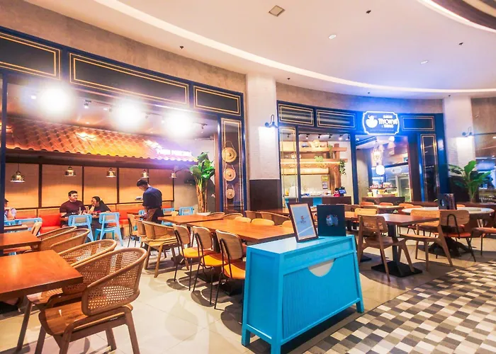 Chic Romantic Getaway Makati One Br Two Br Swim Gym 300 Mb Manila