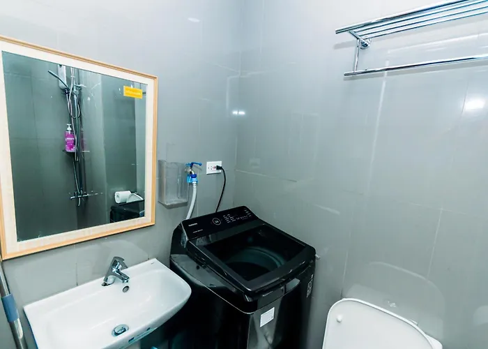 Chic Romantic Getaway Makati One Br Two Br Swim Gym 300 Mb Manila