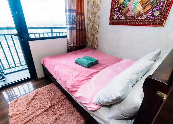 Chic Romantic Getaway Makati One Br Two Br Swim Gym 300 Mb * Manila