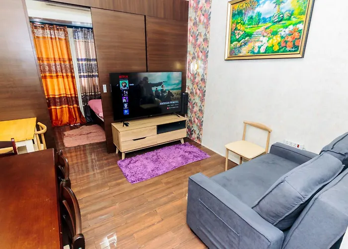 Chic Romantic Getaway Makati One Br Two Br Swim Gym 300 Mb Appartamento *